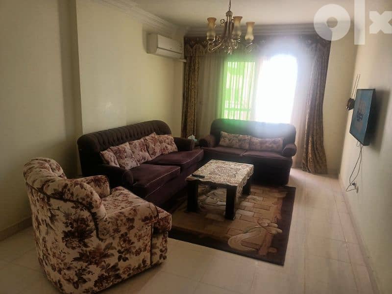 شقة مفروشة مدينة الشيخ زايد الحي الثامن شارع الأمل جوار جيت مول 19