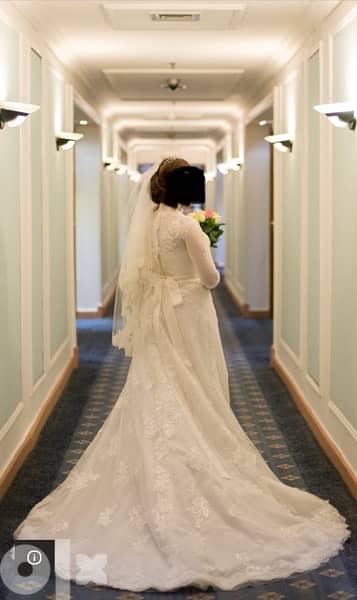 wedding dress