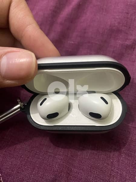 Airpods 3 with box and new charger 4