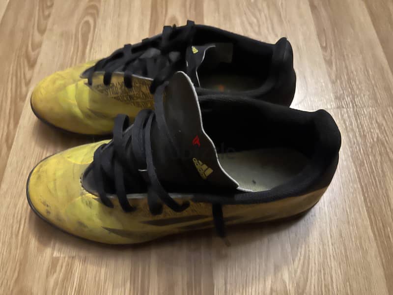 Original Size 37.5 addias football shoes 0