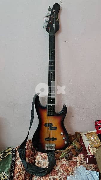 bass guitar Academy 0