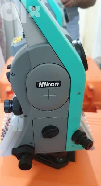 محطة رصد نيكون ياباني Nikon Totalstation 2