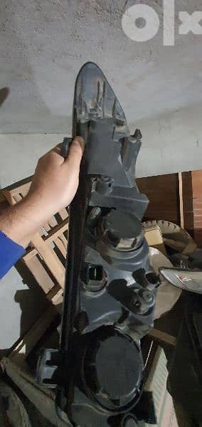 فوانيس اماميه سيراتوو