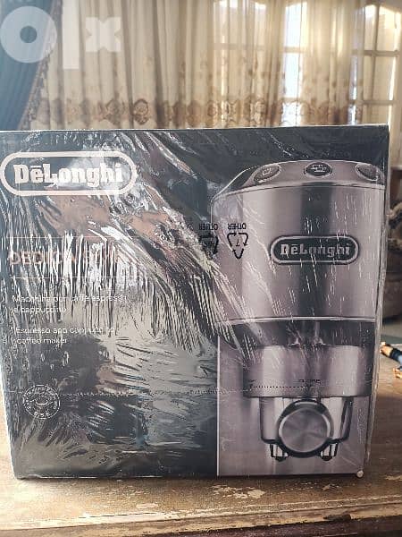 ماكينة delonghi  اسبريسو 2