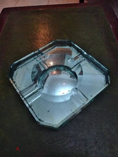 طفايه ( Ashtray ) كريستال ألماني ( Art Deco )