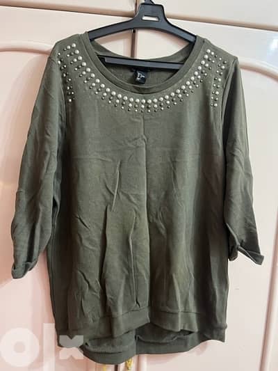 blouse with strass