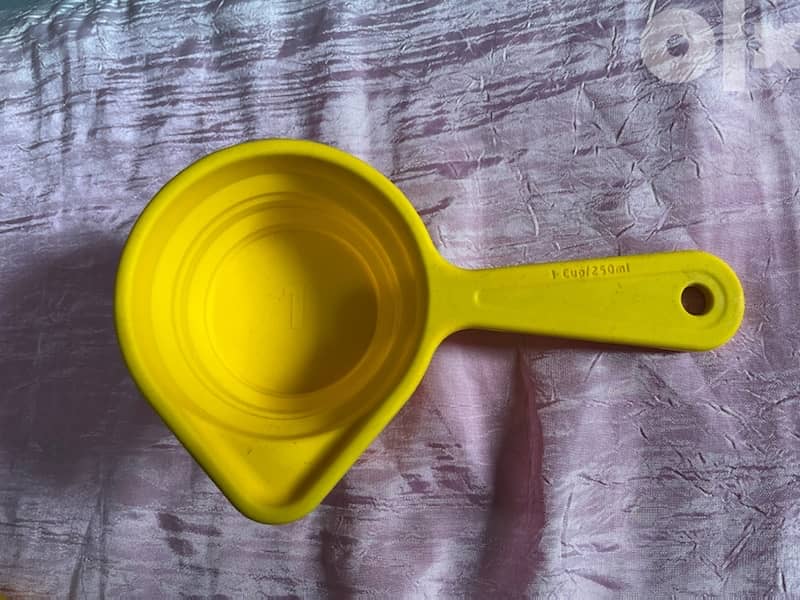 Collapsible Measuring cups from USA 1