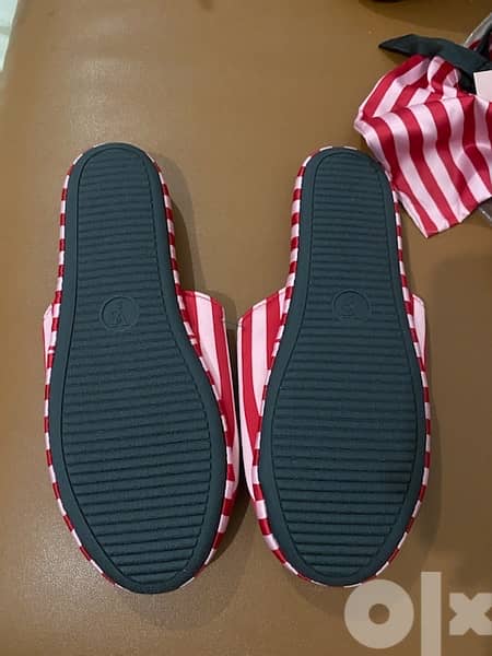 Victoria Secret slippers from USA 3