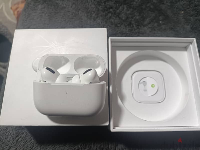 Airpods pro magsafe charging case 2