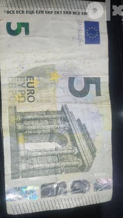 5 EURO خمسه يورو بحاله ممتازه 0