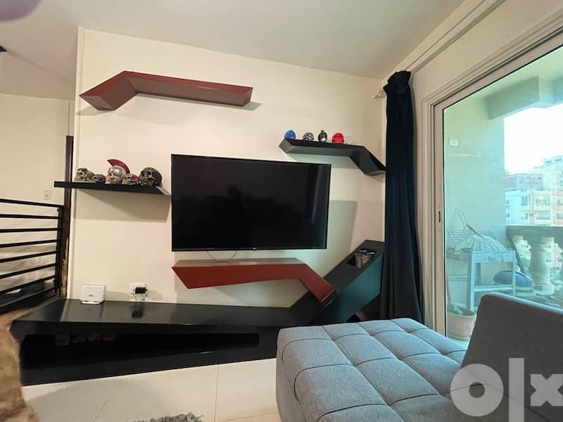 Tv Unit + 3 Shelves وحدة تلفاز مودرن 1