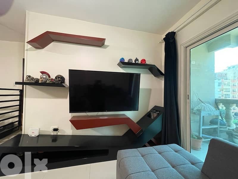 Tv Unit + 3 Shelves وحدة تلفاز مودرن 4