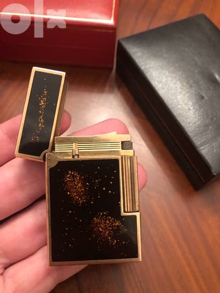 St. Dupont Vintage Gold Dust Ligne 2 Lighter 3