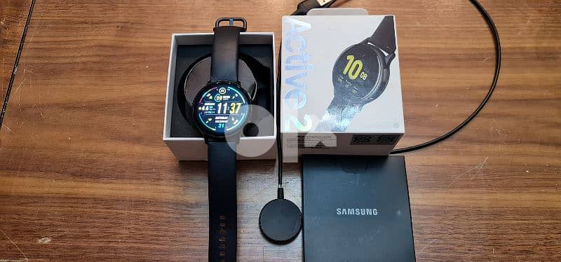 Samsung Galaxy watch active 2 ( 44mm ) 1