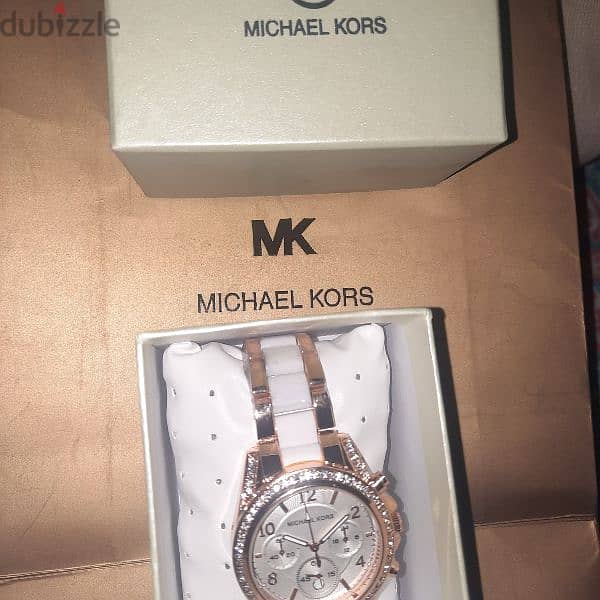 ساعة ساعه حريمى تحفه مايكل كورسMichael Kors watch  جديدة بالكرتونه 0