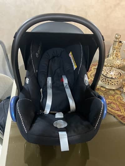 car seat maxi cosi كرسي سياره