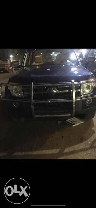 Pajero front defender