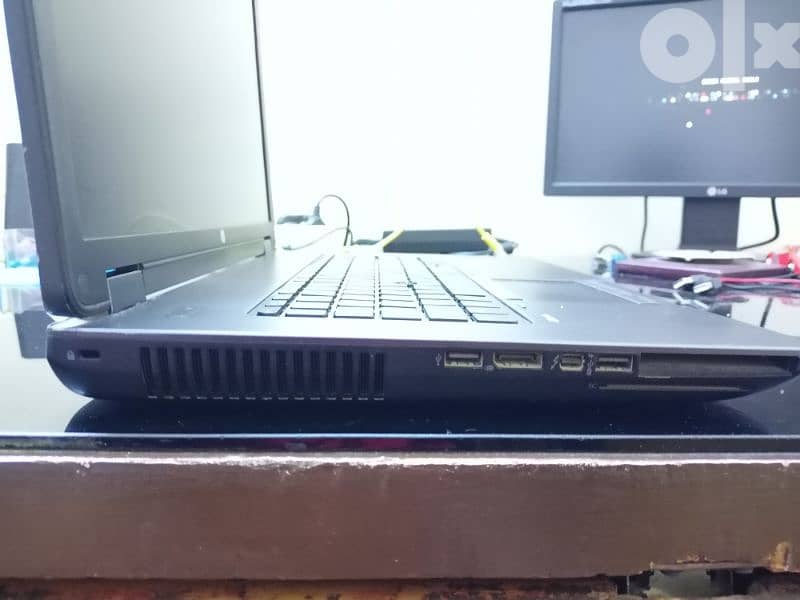 laptop hp zbook 17 8