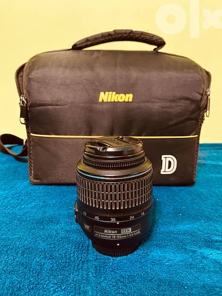 Nikon D5100 with 2 Lenses (55-300mm VR - 18-55mm VR)+ many accessories 9