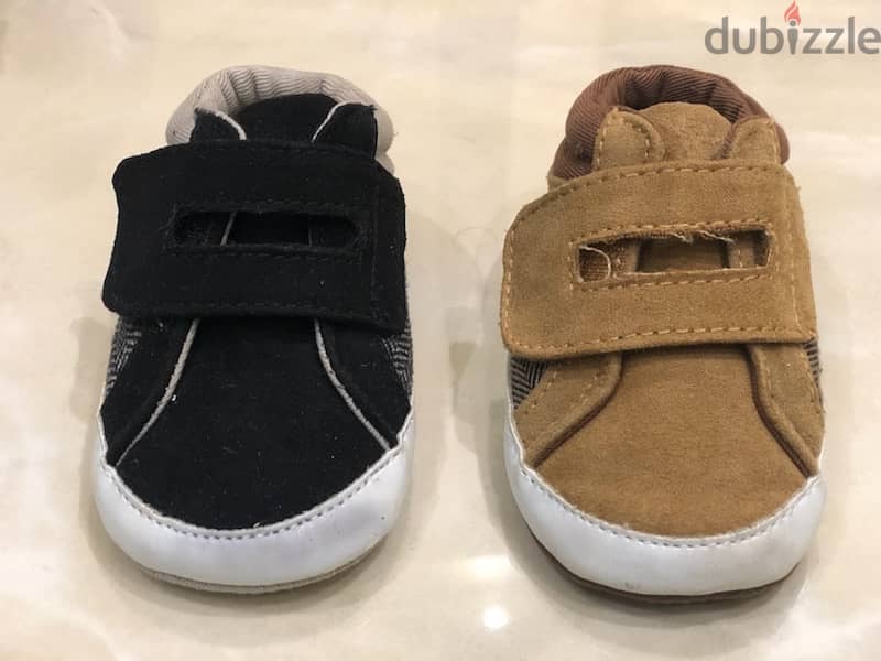 2 juniors toddler shoes - عدد ٢حذاء حديثي الولادة جونيور 1