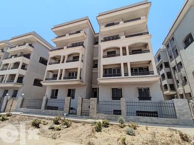 Duplex flat 227m  ٢٢٧ م شقة دوبلكس