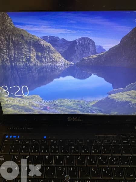 laptop Dell latitude E6400 ,( 8g , 750 hdd , cd , T 9900 processor ) 3