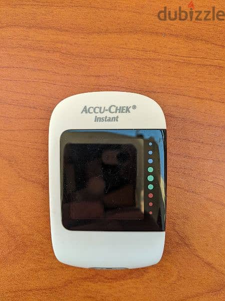 قياس سكر الدم Accu-Chek Instant 3