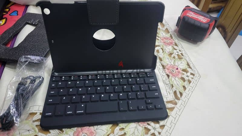 It. Keyboard for Ipad Mini case with bluetooth 6