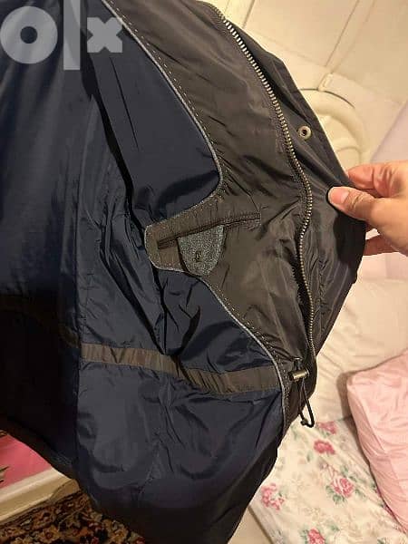 جاكيت waterproof من massimodutti مقاس xxl 4