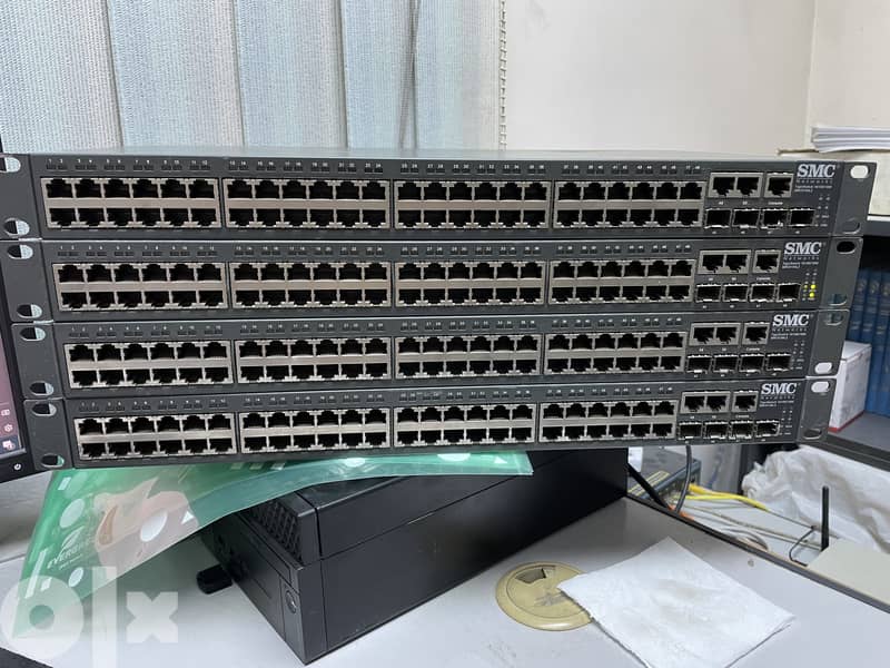 Dell SMC switch 50port gigabit سويتش جيجابيت٥٠ 0