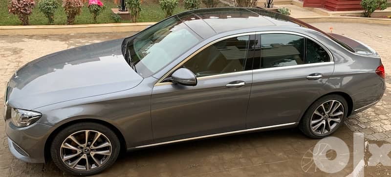 Mercedes E180 Exclusive 2018. Agent highest options and first owner. 8