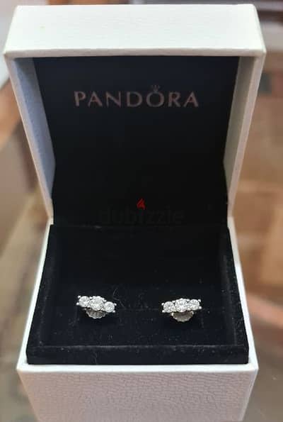 Pandora Sparking stud earrings