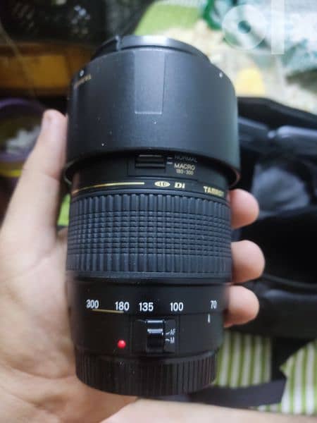 كاميرا canon - 700D شاتر ١٥٠٠٠:٢٠٠٠٠ كسر الزيرو 4