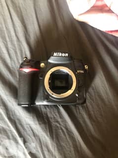 Nikon d7000 without lenses 0