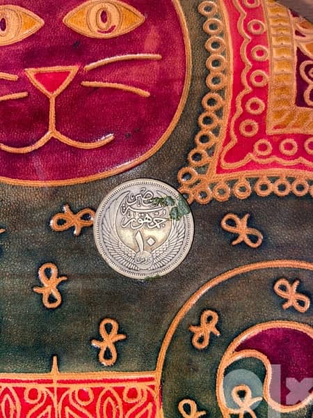 مجموعة كبيره من العملات القديمة النادره و طوابع بريد 18