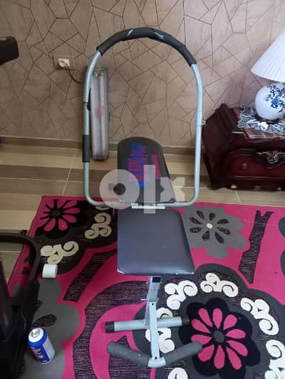 جهاز لتمرين البطن