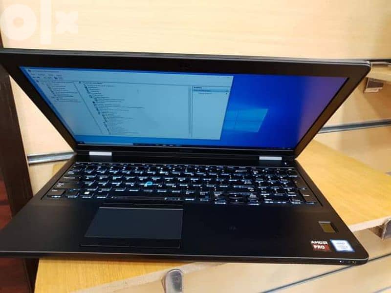 لاب الجرافيك الرائع Dell E5570 HQ بحالة الجديد من شركة الصحابة. 0