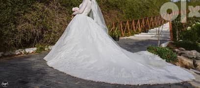 فستان عروسة بديل طويل للبيع استخدام مرة واحدة فقط