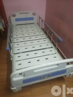سرير طبي لمريض للايجار الشهري بالمنزل 0