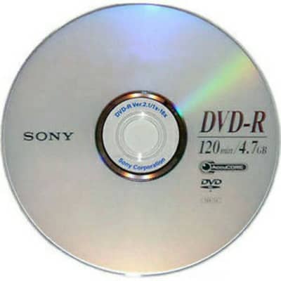 عدد ٢٠ اسطوانة DVD-R فارغة للنسخ حجم ٥ جيجا