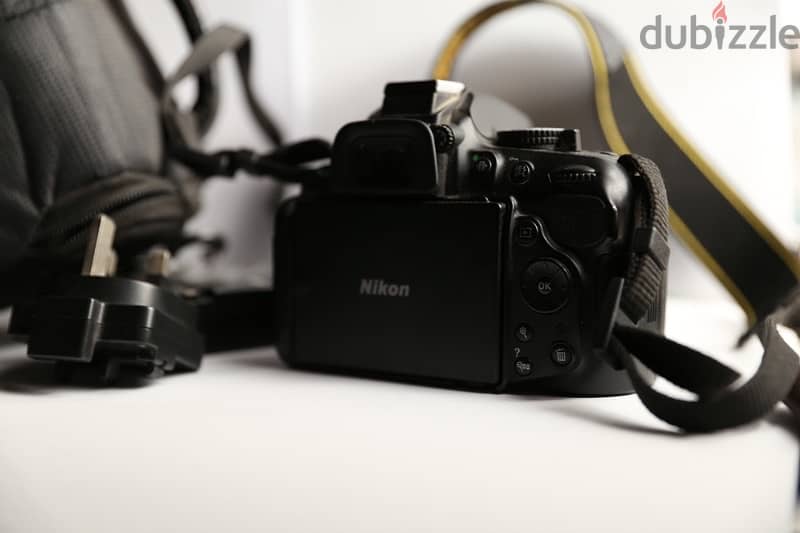 Nikon D5200 with 18-55 4