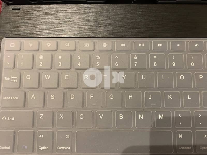 iPad Pro 11 3rd Gen Keyboard Only “without iPad” 6