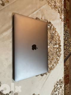 MacBook Pro 13 Inch 2.3 GHz Dual Core i5 0
