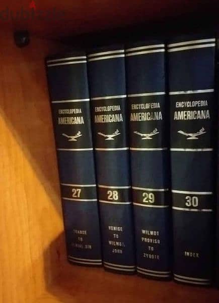 الموسوعة الأمريكية Encyclopaedia Americana 1