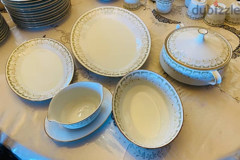 طقم صينى يابانى Noritake 1