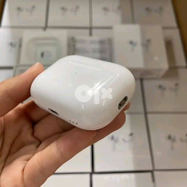 airpods pro 2 الجديده ببرشمه بلادها 3