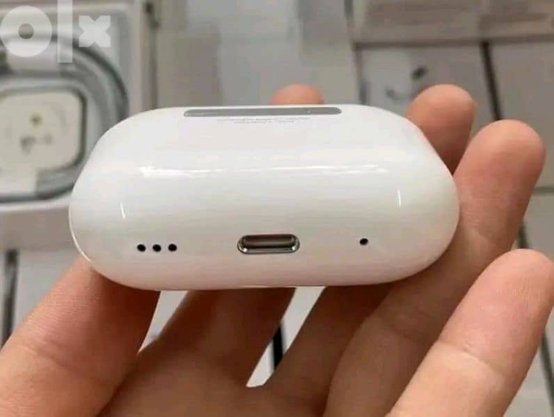 airpods pro 2 الجديده ببرشمه بلادها 5