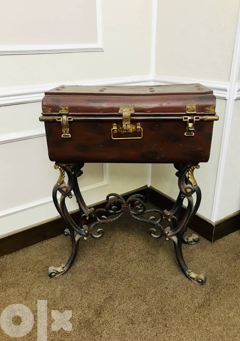 Antique chest table with royal stamp 1