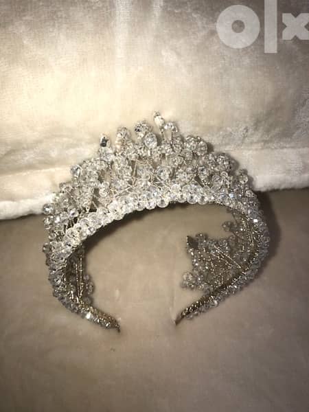 A new crown 3