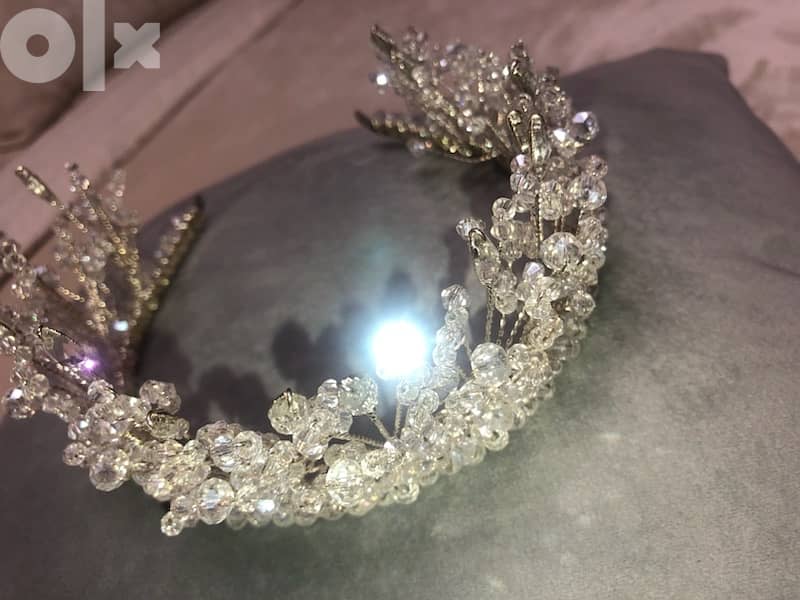 A new crown 2